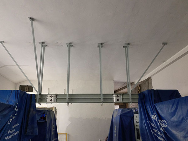 母線(xiàn)現(xiàn)場(chǎng)照片