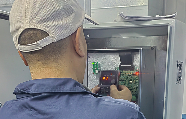 生產(chǎn)控制柜、水阻柜企業(yè)，維護(hù)、維修